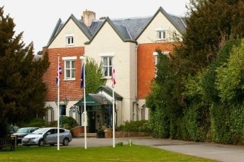 Surrey: One or Two Night 4* Stay For Two With Breakfast and Round of Golf from £65 at Coulsdon Manor (Up to 59% Off)